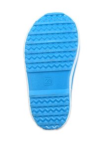 Semelle de chaussure en caoutchouc bleu présentant un motif en zigzag texturé, des sections lisses et un bord blanc, avec le numéro "20" estampé dessus.