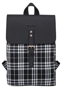 Svartvit rutad ryggsäck med en läderlock, silverfärgad hårdvara, justerbara remmar och en logotyp på framsidan.