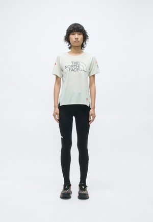 The North Face Summit Series HIGH TRAIL GRAPHIC - T-shirt de sport - calacatta