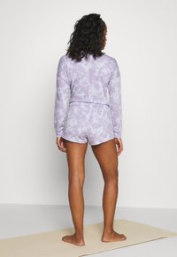 Onzie Urheilushortsit - lilac