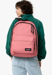 Eastpak OUT OF OFFICE - Mochila - spark summer
