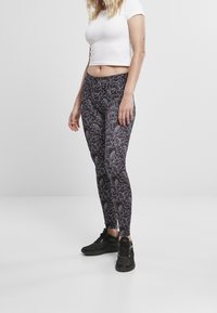 Urban Classics Leggings - white