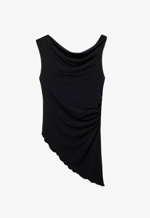 Sort ærmeløs top med asymmetrisk kant, draperet halsudskæring og rynkedetalje på den ene side.