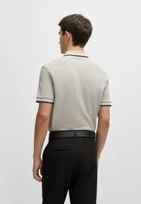 BOSS Polo - open grey ten