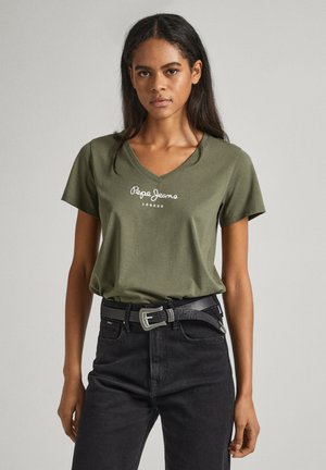 WENDY V NECK - T-shirt med print - olivine green