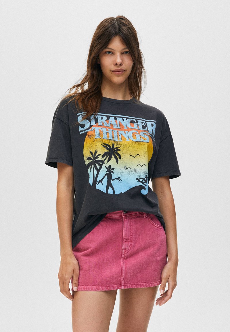 Pull And Bear Stranger Things