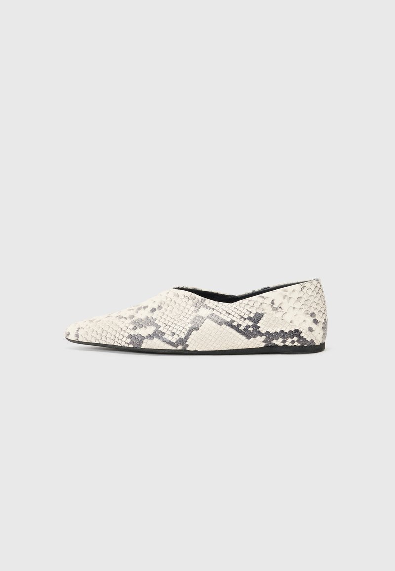 CLOSED Ballerines - ivory