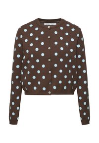 Cardigan maro tricotat cu buline albastre deschise, decolteu rotund, mâneci lungi și nasturi în față.