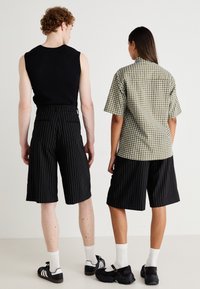 Jaded London GOLIATH UNISEX - Shorts - black