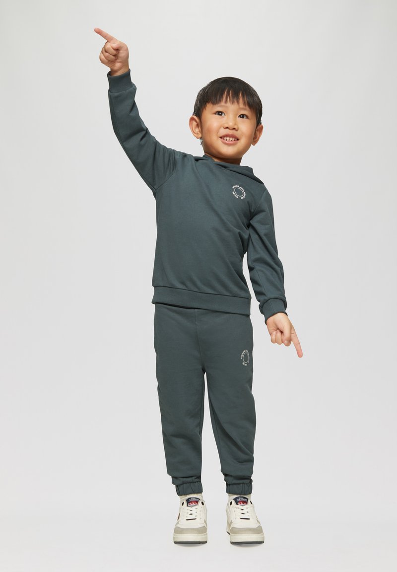 s.Oliver MIT UND KLEINEM DETAIL - Hoodie - schiefergrau