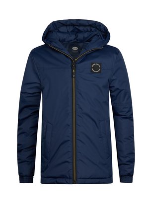 Marineblauwe geïsoleerde jas met een ritssluiting aan de voorkant, een capuchon, twee zijzakken en een vierkante logopatch op de linkerkant van de borst. Geweven stofafwerking.