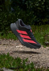 Δεν επιλέχθηκε, core black/solar turbo/aurora onix