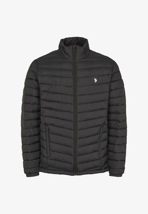 Musta puhvitakki korkean kauluksen kanssa, jossa on vetoketjukiinnitys, vaakasuora tikkikuvio ja pieni logo vasemmassa rinnassa.