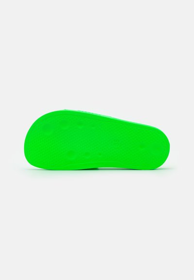 Versace SLIDES UNISEX - Mulas - fluo green