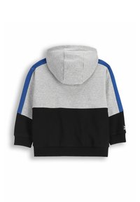 Dzieciowa bluza z kapturem w szare, czarne i niebieskie bloki kolorystyczne, z długimi rękawami i ściągaczami, pokazana z tyłu.