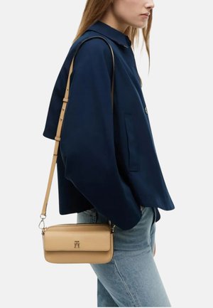 Tommy Hilfiger, BORSA - Borsa a tracolla - beige