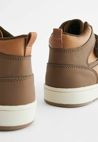 Next Visoke tenisice - brown