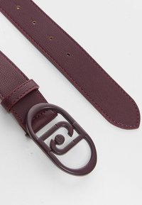 LIU JO WITH LOGO BUCKLE - Remen - bordeaux
