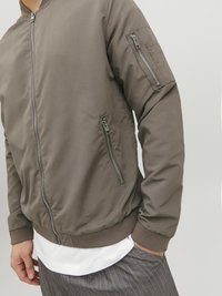 Jack & Jones JJERUSH - Bomberjacka - grey