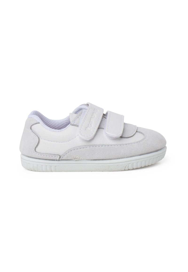 Sneaker bianco con tomaia in suede e sintetico, due cinturini in velcro, colletto imbottito e suola in gomma texturizzata.