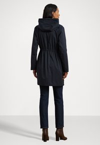Lauren Ralph Lauren REVERSIBLE HOODED ANORAK - Parka - dark navy/birch tan
