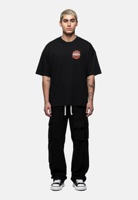 Good For Nothing - T-shirt z nadrukiem