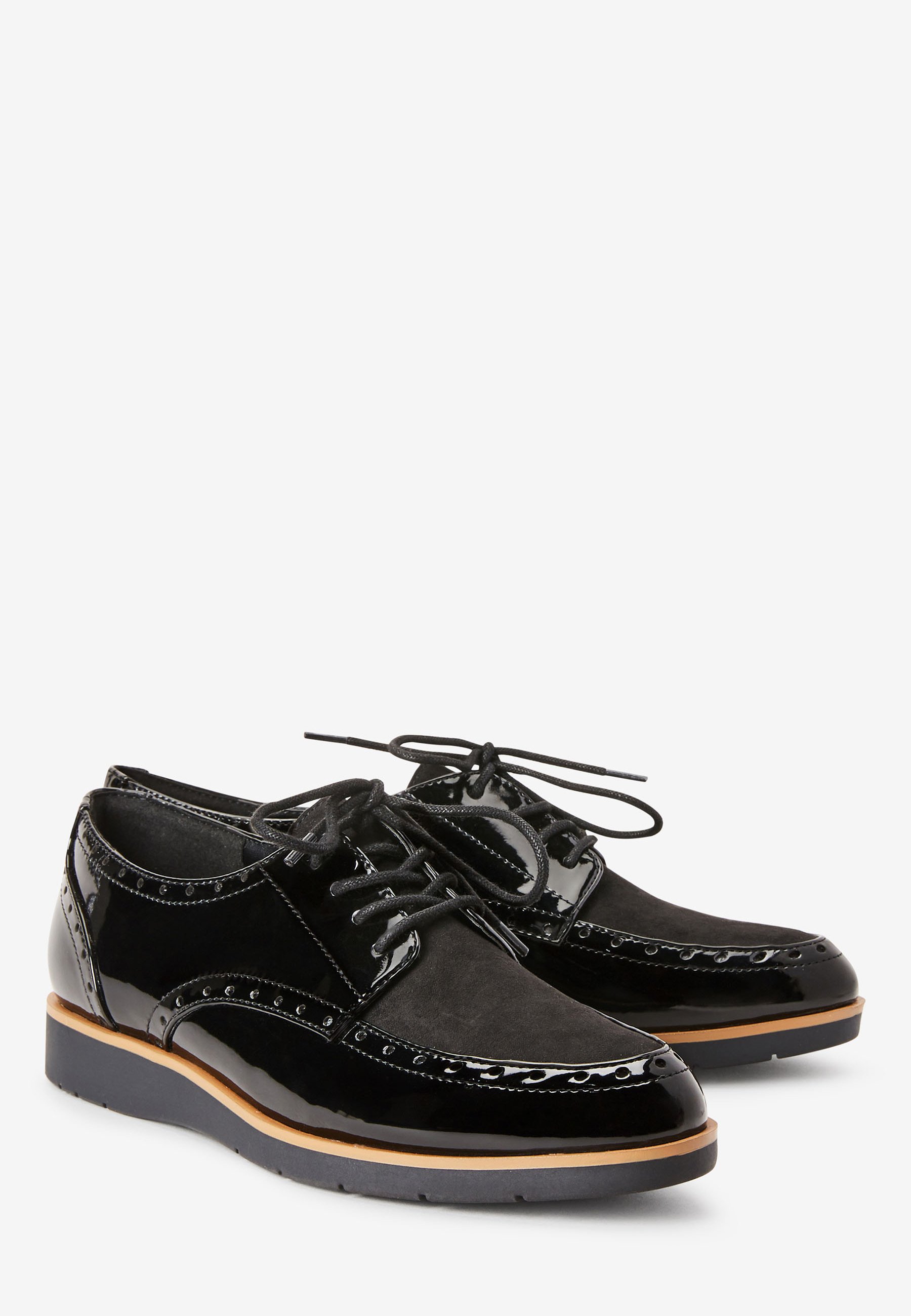 BROGUE DETAIL CHUNKY SOLE LACE-UPS 