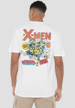Back of white T-shirt featuring vintage X-Men comic cover artwork with multiple characters in yellow and blue costumes.