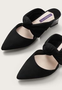 Violeta by Mango Muiltjes met hak - black