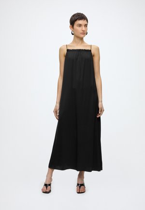 Bruuns Bazaar KORTHALSIABBTORA DRESS - Φόρεμα ημέρας - black