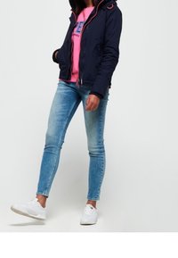 Superdry & Co Mezisezónní bunda  - royal blue