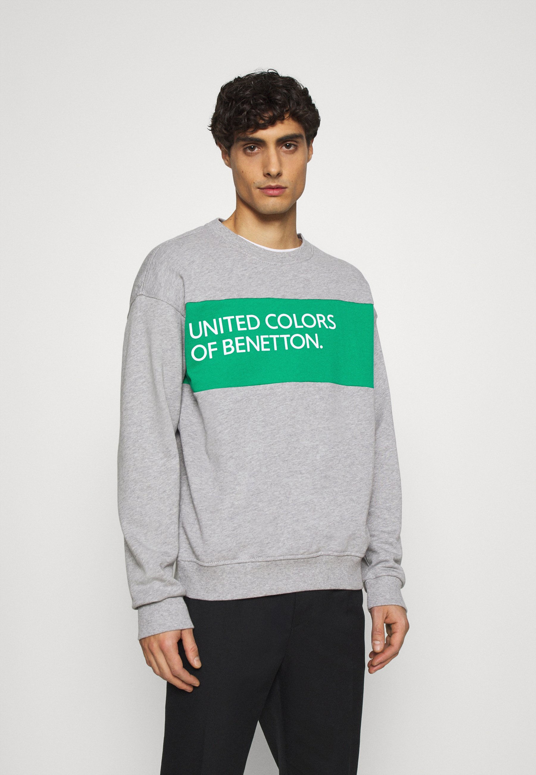 Benetton Crew Neck Big Logo Sweatshirt Light Grey Hellgrau Zalando De