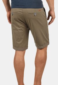 Solid SDMONTY - Shorts -  brown