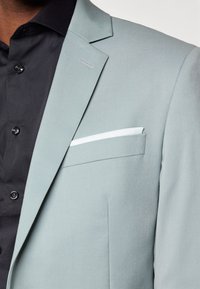Pier One BASIC SUMMER SUIT - Odijelo - mint