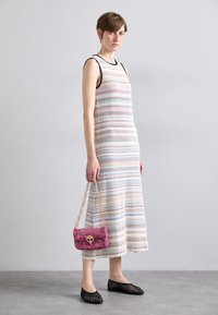 Vanessa Bruno NANO MOON - Τσάντα χιαστί - fushia