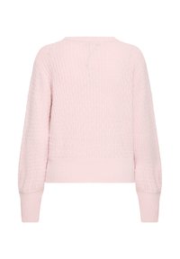 Pull rose en tricot avec une texture côtelée, col rond et manches ballon. L'ourlet et les poignets sont également côtelés. Design simple et minimaliste.