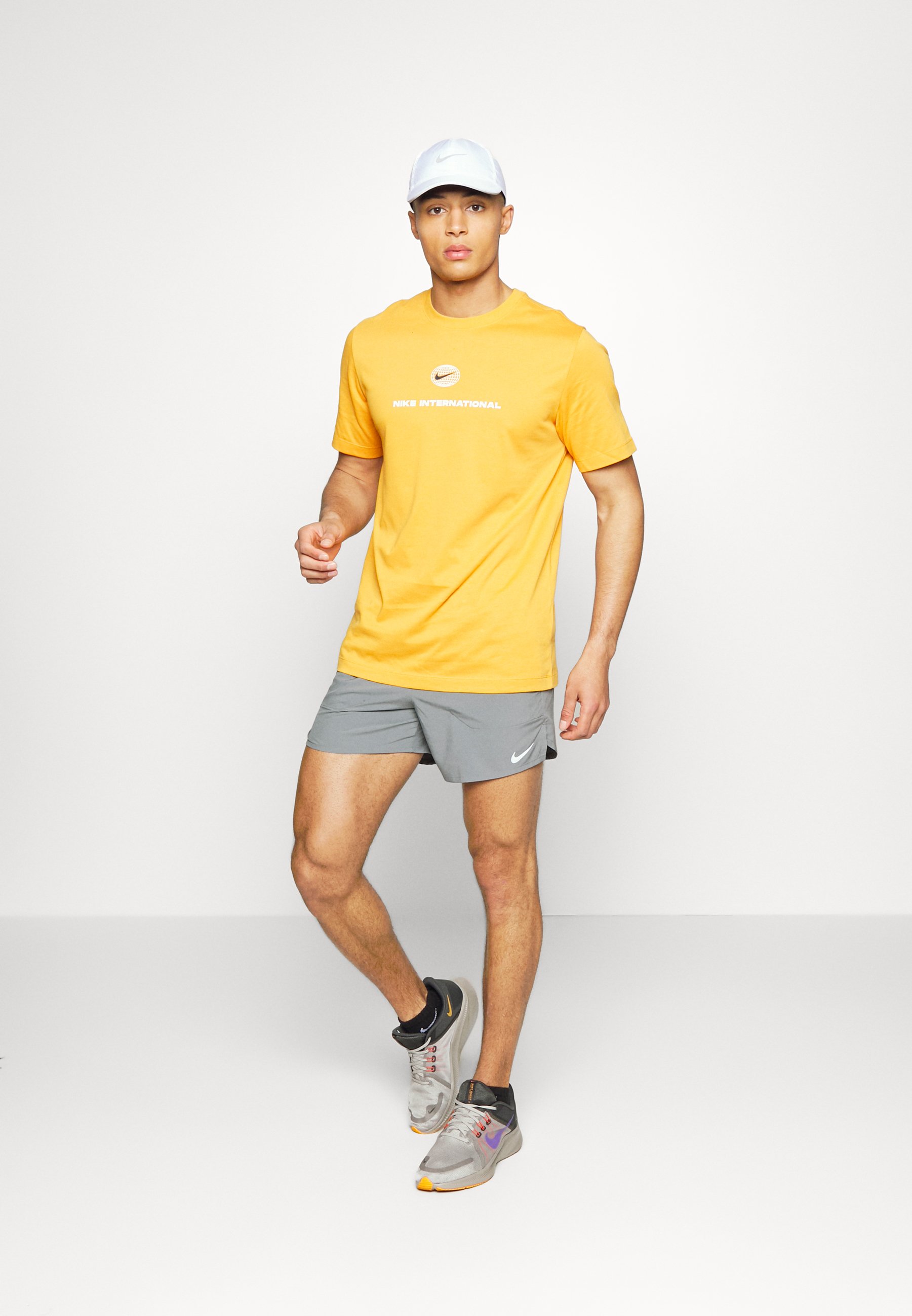 nike flex stride zalando