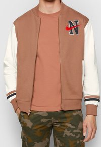 Nike Sportswear Tröja med dragkedja - brown