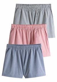 Boxer con righe in tre colori: azzurro chiaro con motivo a quadri, rosa con righe verticali e grigio con righe sottili. Elastico in vita.