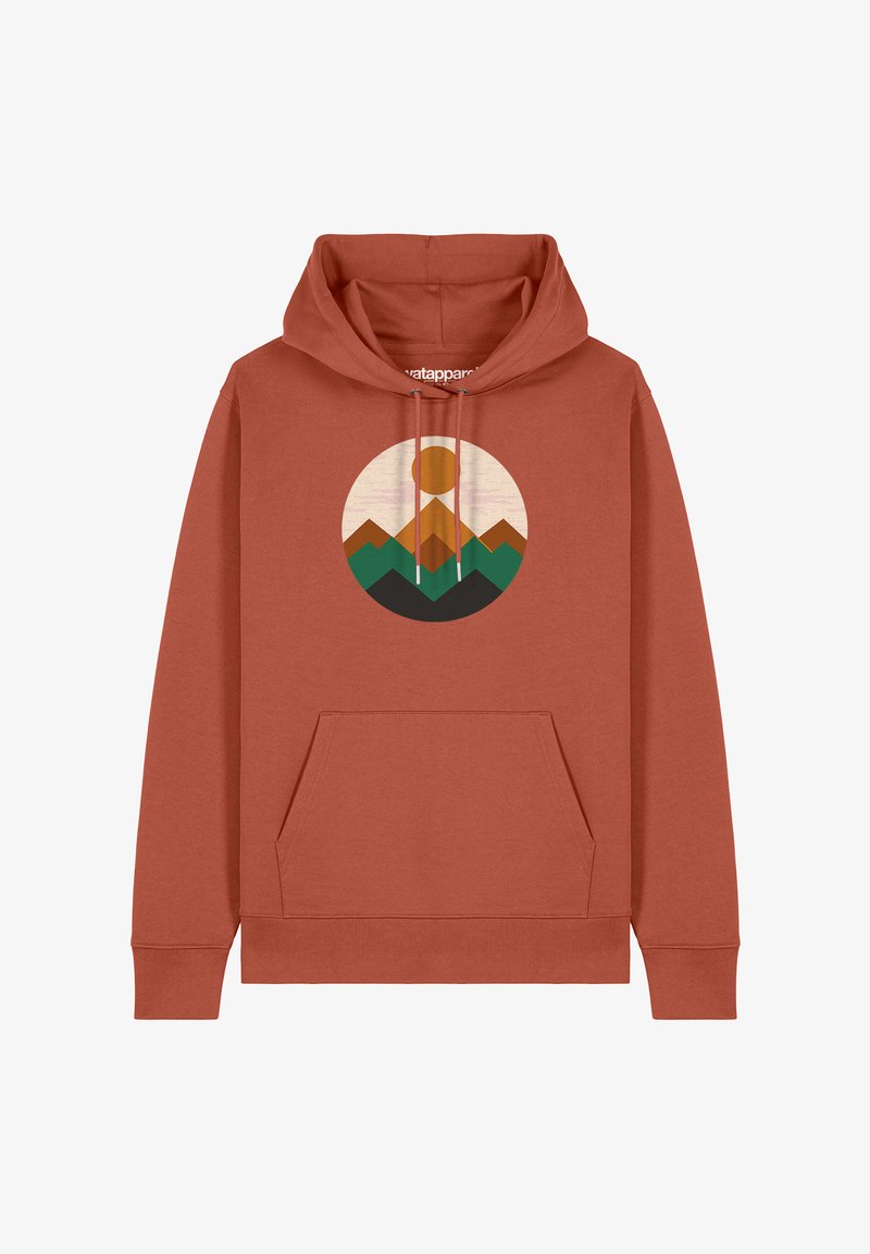 Roestkleurige hoodie met een kangoeroe-zak en een capuchon met trekkoord. Bevat een cirkelvormige afbeelding van bergen en de zon in aardetinten.