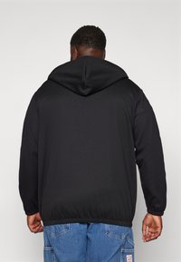Jack & Jones JCOBASIC PLUS ZIP HOOD - Sweatjakke - black