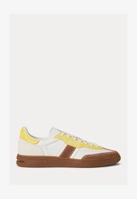 Δεν επιλέχθηκε, white/yellow/teak