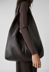 Stradivarius WITH KNOTS  - Tote bag - brown