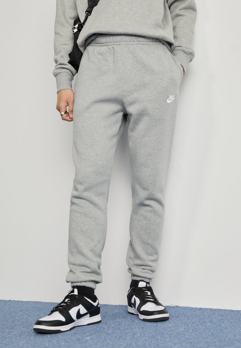 Nike Sportswear Träningsbyxor - grey