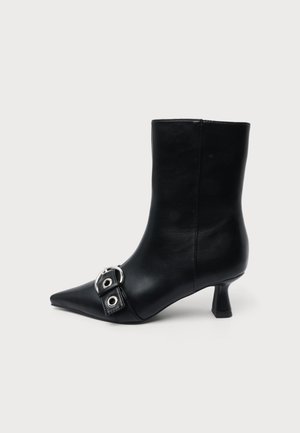 RAID, LILLEE - Bottines - black