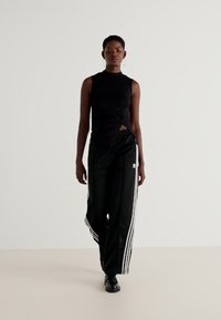 Noisy May NMGOYA KNOT - Top - black