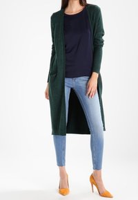 VILA Kofta - dark green