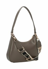 Borsa a tracolla marrone in ecopelle con forma curva, ferrature dorate e tracolla staccabile con dettaglio in tessuto decorato.