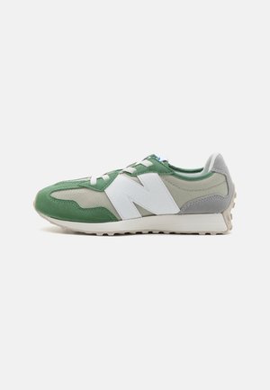 Baskets basses - green