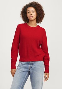 JJXX MILA TWIST CREW NECK NOOS - Strikkegenser - fiery red
